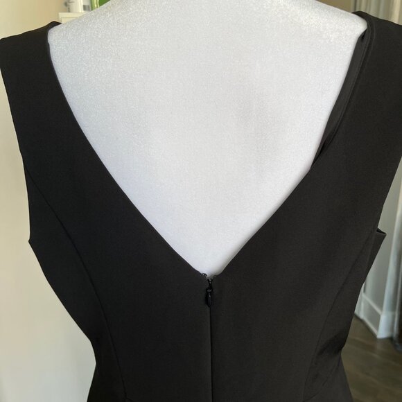 NWOT Eliza J Sleeveless Cascading-Ruffle Gown - Picture 13 of 16